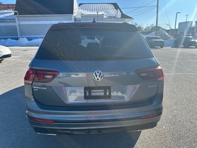 2021 Volkswagen Tiguan 2.0T SE R-Line Black