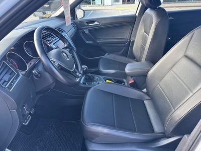 2021 Volkswagen Tiguan 2.0T SE R-Line Black