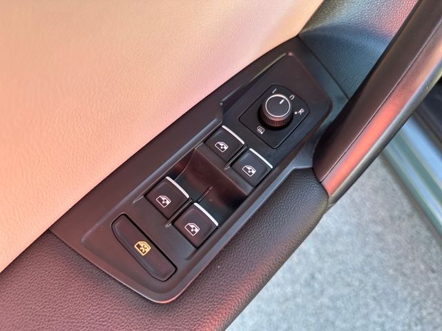 2021 Volkswagen Tiguan 2.0T SEL