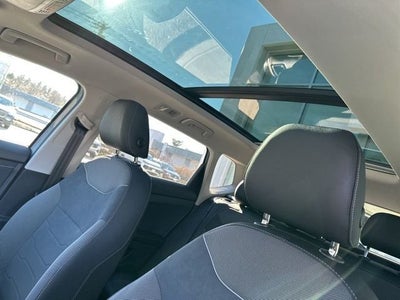 2026 Volkswagen Taos 1.5T SE Black