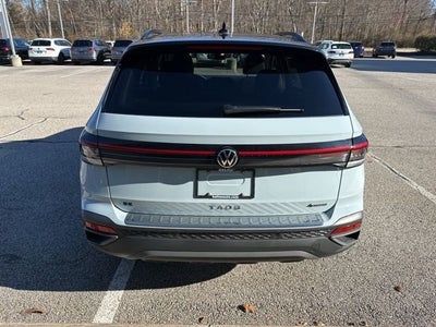 2026 Volkswagen Taos 1.5T SE Black