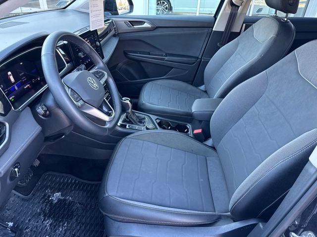 2025 Volkswagen Taos 1.5T SE Black