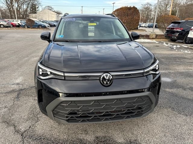 2025 Volkswagen Taos 1.5T SE Black