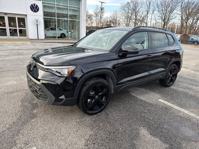 2025 Volkswagen Taos 1.5T SE Black