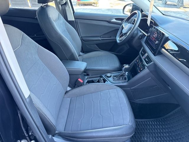 2025 Volkswagen Taos 1.5T SE Black