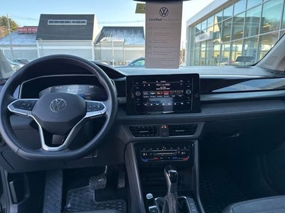 2025 Volkswagen Taos 1.5T SE Black