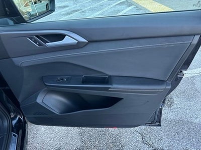 2025 Volkswagen Taos 1.5T SE Black