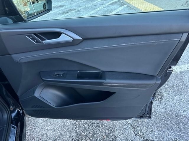 2025 Volkswagen Taos 1.5T SE Black