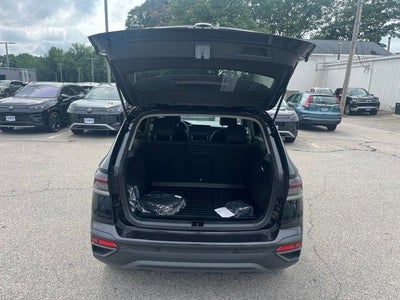 2026 Volkswagen Taos 1.5T SE Black