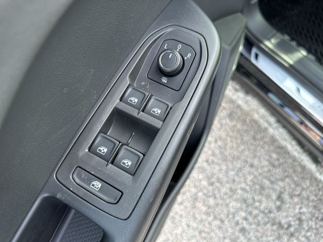 2026 Volkswagen Taos 1.5T SE Black