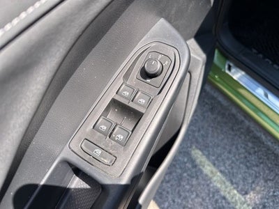 2026 Volkswagen Taos 1.5T SE Black