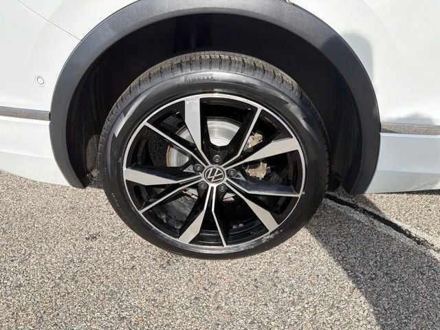 2023 Volkswagen Tiguan 2.0T SEL R-Line