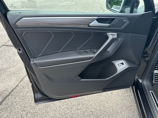 2023 Volkswagen Tiguan 2.0T SEL R-Line