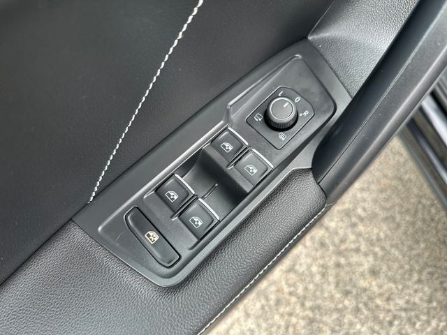 2023 Volkswagen Tiguan 2.0T SEL R-Line