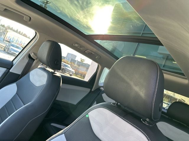 2026 Volkswagen Taos 1.5T SEL