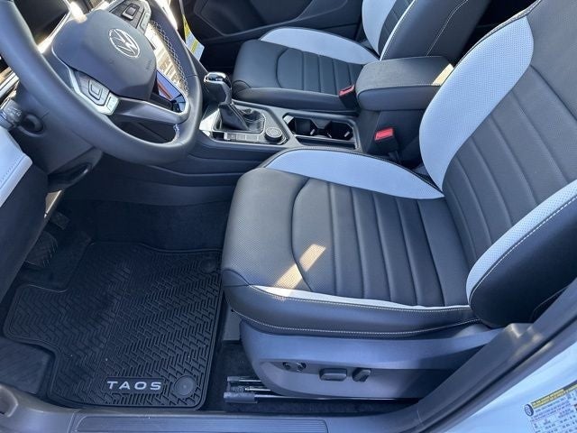 2026 Volkswagen Taos 1.5T SEL