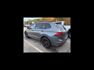2024 Volkswagen Tiguan 2.0T SE R-Line Black