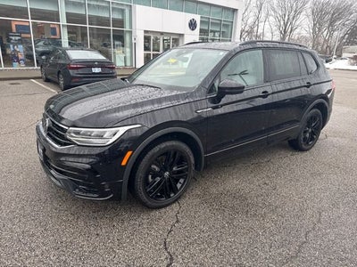 2022 Volkswagen Tiguan 2.0T SE R-Line Black