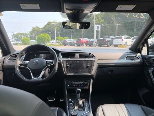 2023 Volkswagen Tiguan 2.0T SE R-Line Black