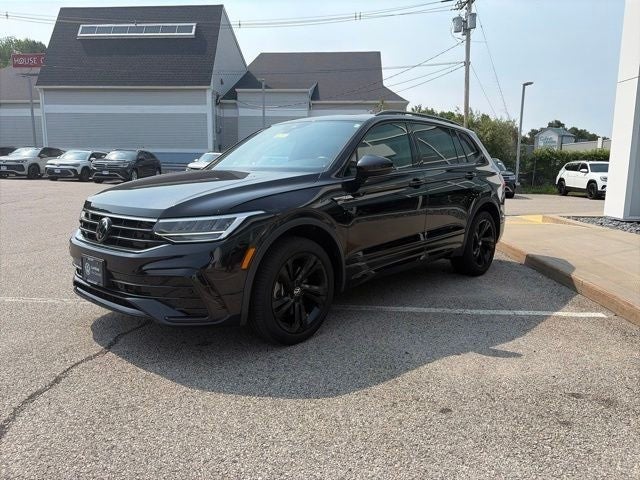 2023 Volkswagen Tiguan 2.0T SE R-Line Black