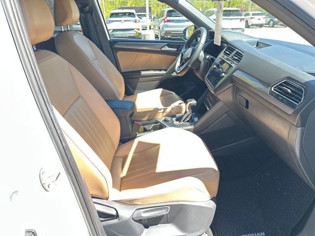 2024 Volkswagen Tiguan 2.0T SE R-Line Black