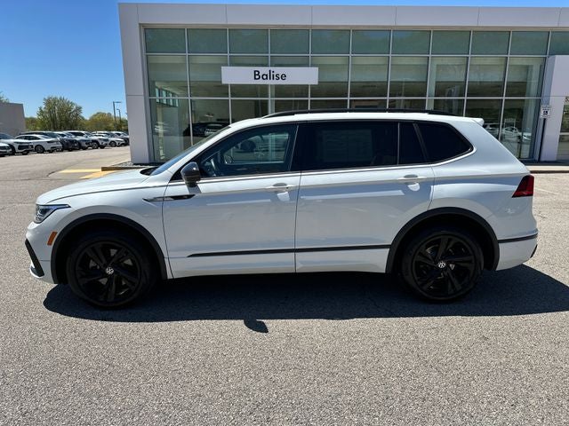 2024 Volkswagen Tiguan 2.0T SE R-Line Black