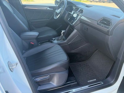 2023 Volkswagen Tiguan 2.0T SE R-Line Black
