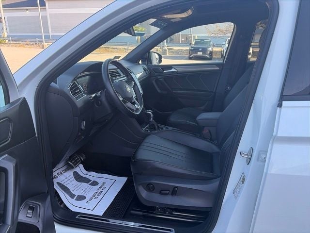 2023 Volkswagen Tiguan 2.0T SE R-Line Black