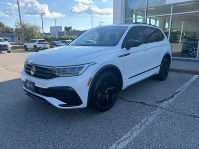2023 Volkswagen Tiguan 2.0T SE R-Line Black