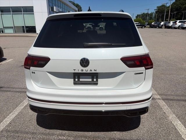 2024 Volkswagen Tiguan 2.0T SE R-Line Black