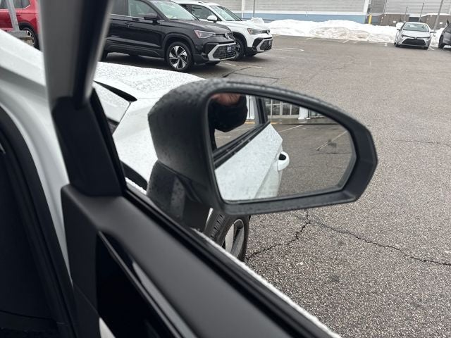 2025 Volkswagen Taos 1.5T S