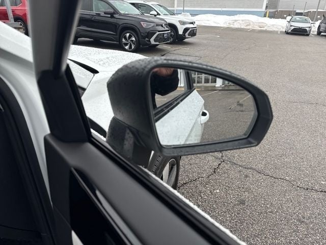 2025 Volkswagen Taos 1.5T S