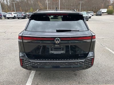 2026 Volkswagen Tiguan 2.0T SE R-Line Black