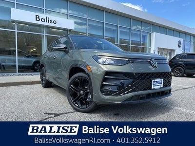 2026 Volkswagen Tiguan 2.0T SE R-Line Black