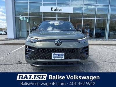 2026 Volkswagen Tiguan 2.0T SE R-Line Black