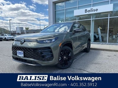 2026 Volkswagen Tiguan 2.0T SE R-Line Black