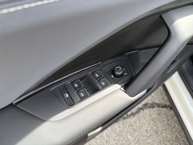 2026 Volkswagen Tiguan SE R-Line AWD