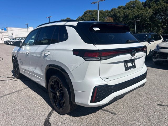 2026 Volkswagen Tiguan SE R-Line Black