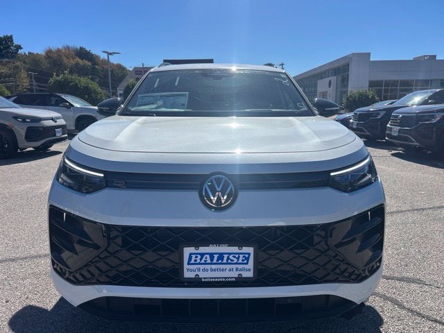 2026 Volkswagen Tiguan SE R-Line Black