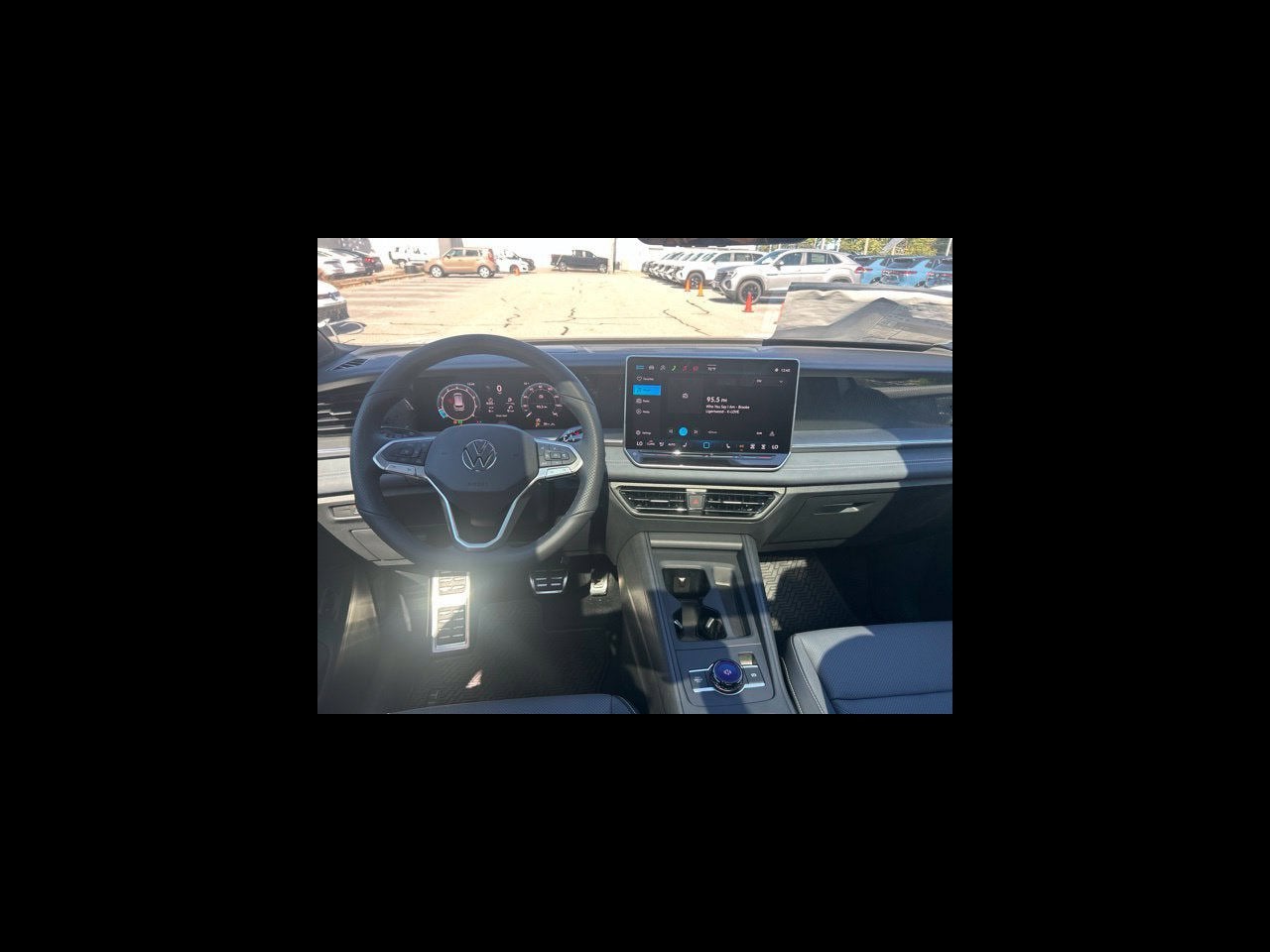 2026 Volkswagen Tiguan SE R-Line Black