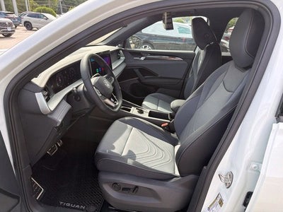 2026 Volkswagen Tiguan SE R-Line AWD