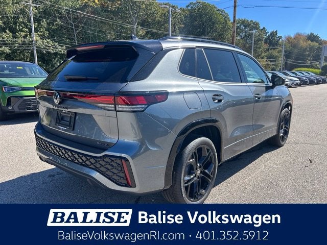 2026 Volkswagen Tiguan SE R-Line Black