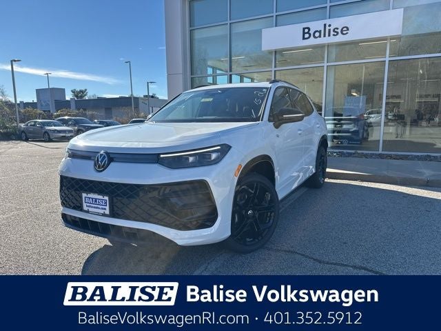 2026 Volkswagen Tiguan 2.0T SE R-Line Black