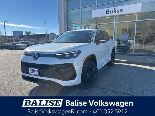 2026 Volkswagen Tiguan 2.0T SE R-Line Black