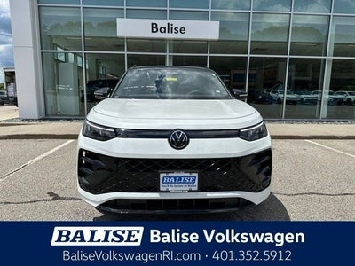 2026 Volkswagen Tiguan 2.0T SE R-Line Black
