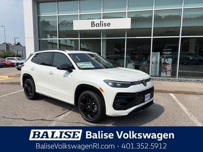2026 Volkswagen Tiguan 2.0T SE R-Line Black