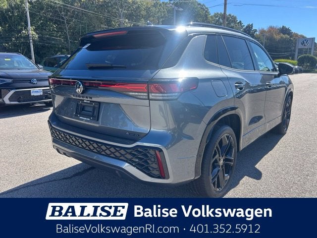 2026 Volkswagen Tiguan SE R-Line Black