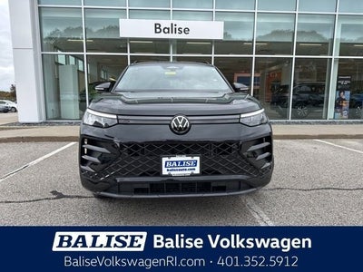 2026 Volkswagen Tiguan 2.0T SE R-Line Black