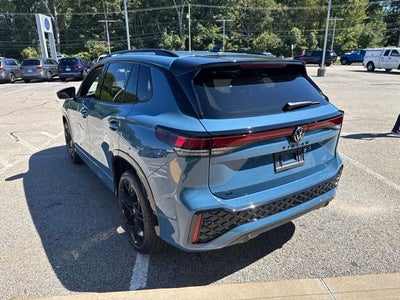 2026 Volkswagen Tiguan SE R-Line Black