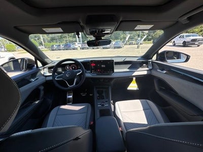 2026 Volkswagen Tiguan SE R-Line Black